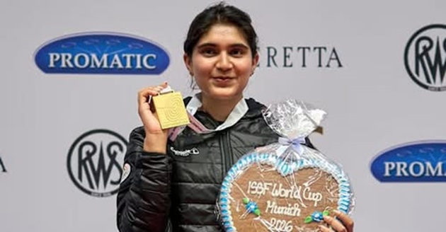 21 year old Esha gets gold medal, Manu secures bronze for India in Women's 25m Pistol at ISSF World Cup