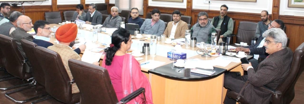 'CS J&K chairs UTLSMC to clear 879 housing units under PMAY–U '