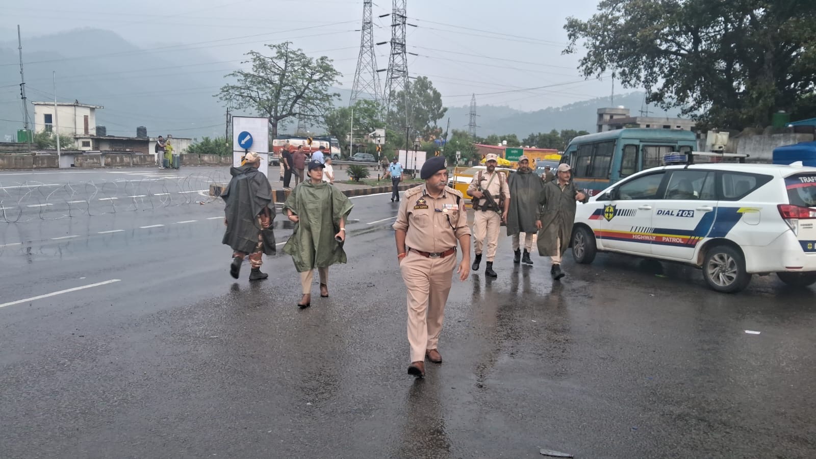 'DIG Udhampur Reasi reviews Security at various points '