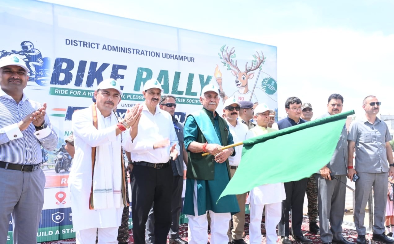 'Lieutenant Governor Manoj Sinha  joins Padyatra in Udhampur'