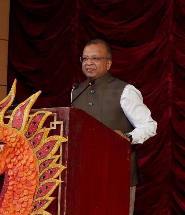 'Search on for rtd IAS Officer wanted in Rs 960 crore Jal Jeevan fraud case '