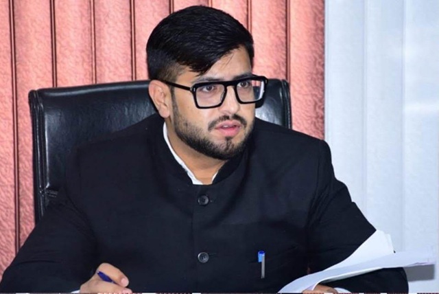 DC Rajouri approves promotions to 04 officials of Revenue Department, marking Ist administrative approval of 2026