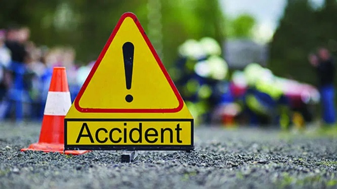 5 Dead , 1 critically injured in an Accident in J&K