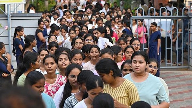 'Medical colleges asked not to grant leave to students during NEET-UG re-exam period '