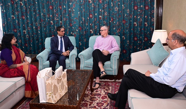 Bangladesh High Commissioner calls on CM Omar Abdullah in Srinagar 