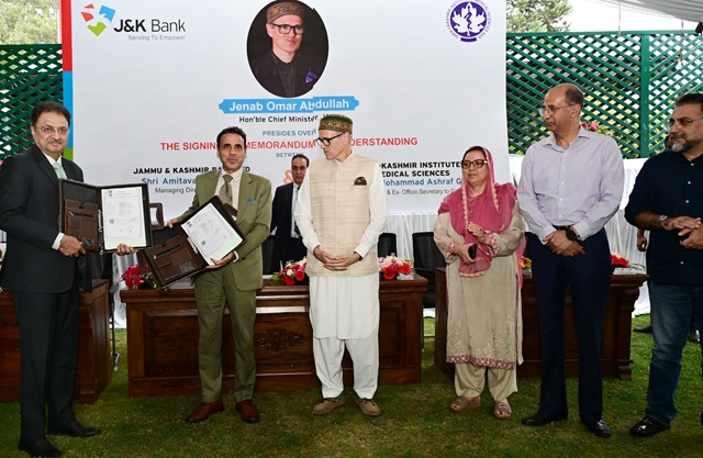 CM Omar Abdullah presides over MoU signing between SKIMS and J&K Bank MoU to expand healthcare access, financial services 