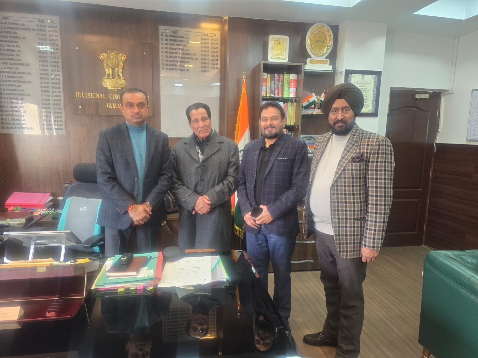 Ex Ministers RS Chib & Gharu, Tony call on Div Com Jammu, seek Removal of SDM RS Pura