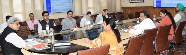 Atal Dulloo, CS directs to stick to timelines