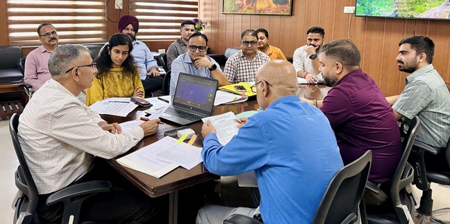 DC Kathua directs to take action against defaulters violating the prescribed norms under Solid Waste Management Rules