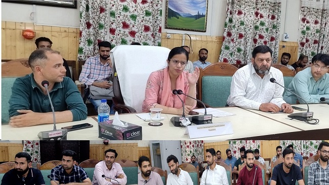  DC Kupwara reviews progress of Mission YUVA programme