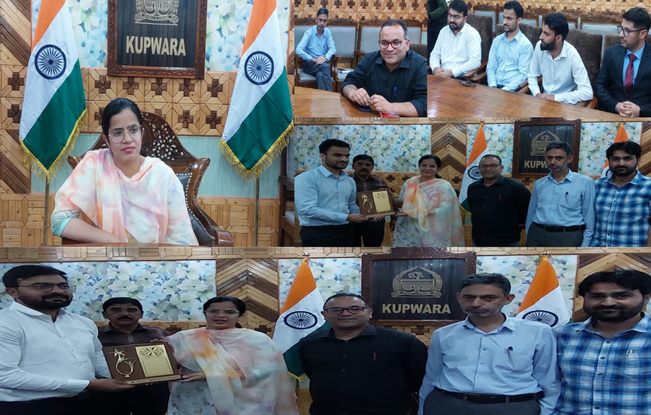  DC Kupwara felicitates newly Qualifiers of JKAS
