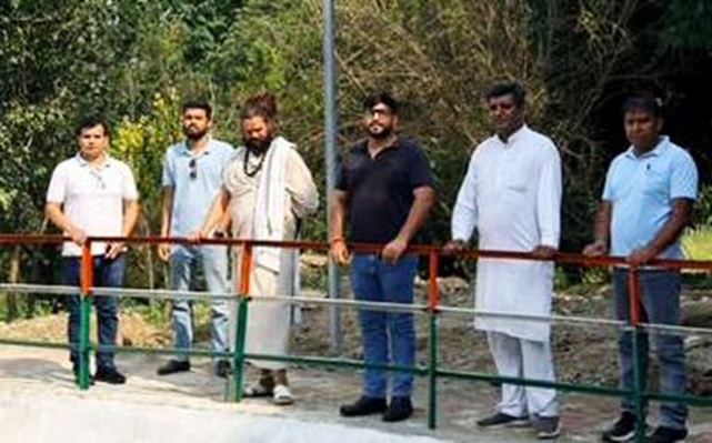 DC Rajouri directs to ensure coordinated efforts, maintain quality standards 