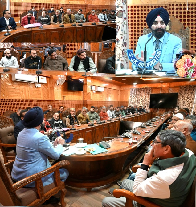 DC Shopian assures Time-Bound Grievance redressal 