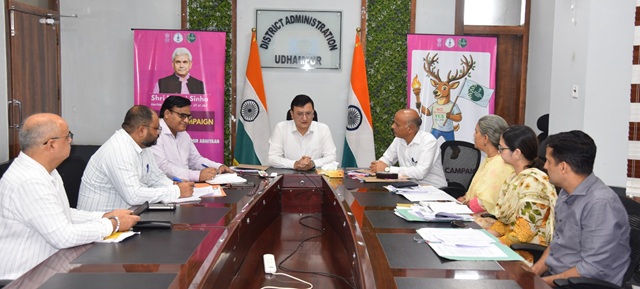 DC Udhampur  emphasises strengthening of Anganwadi services