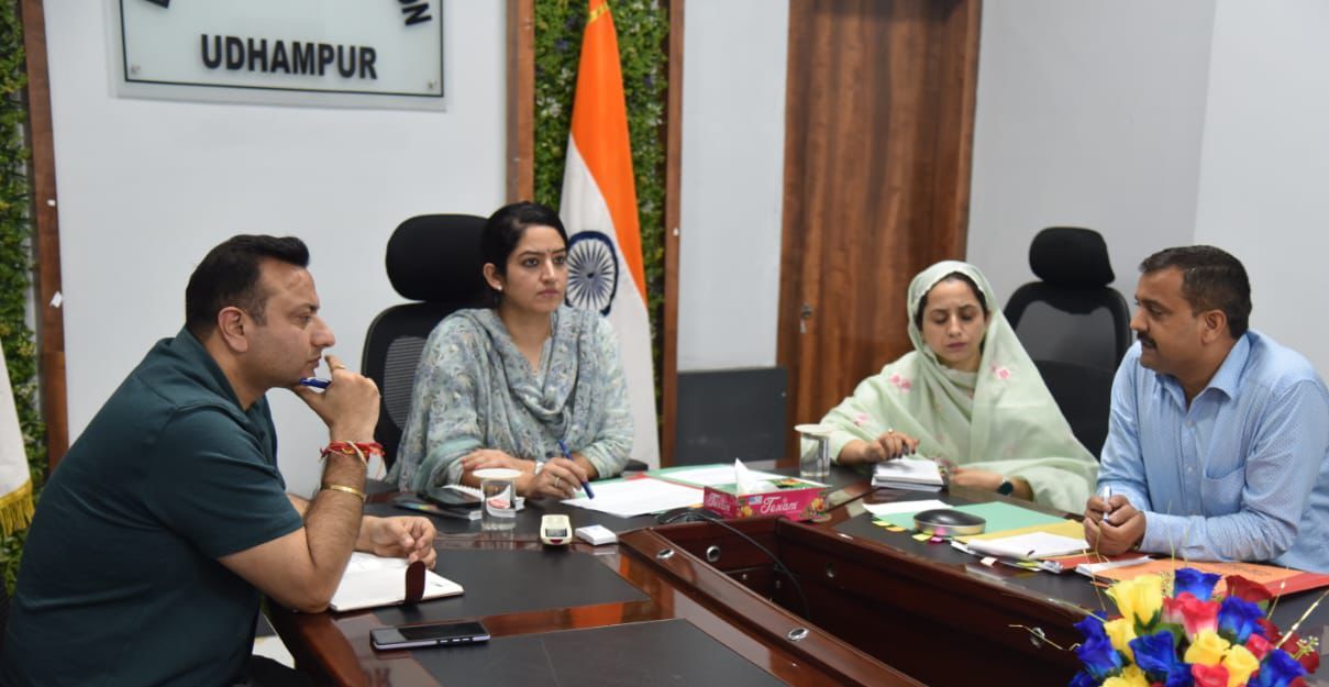  DC Udhampur reviews progress of 11th Agriculture Census, emphasises data accuracy