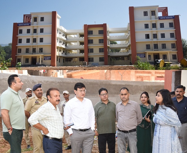 DC inspects progress of work on GMC Udhampur 