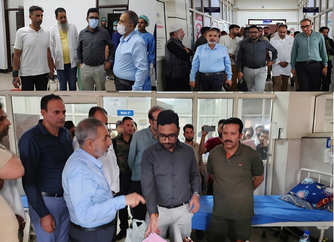  DC Shrikant Suse visits SDH Kupwara to take stock of healthcare services