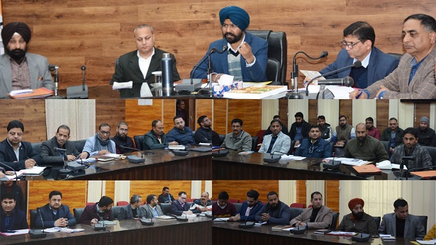  DC Doda impresses to ensure availability of officers & directs to take steps to provide seamless services to people