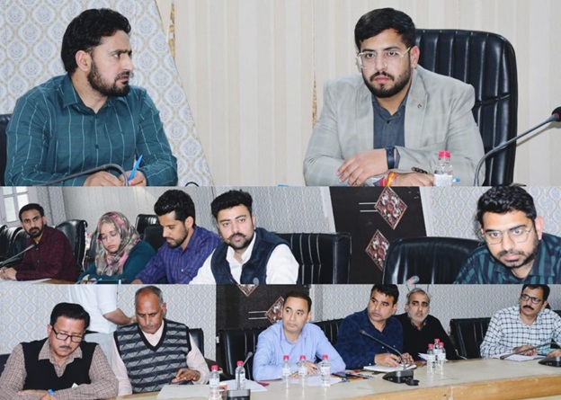 DC Rajouri directs all Tehsildars to ensure prompt processing of online revenue applications