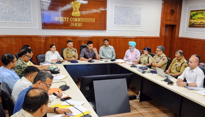 DM Jammu orders strict action against scheduled drug misuse; Directs de-addiction centres to comply with SO-91 