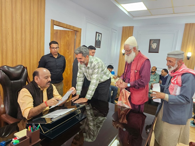 Dy CM J&K assures actions on issues to delegations in Jammu 