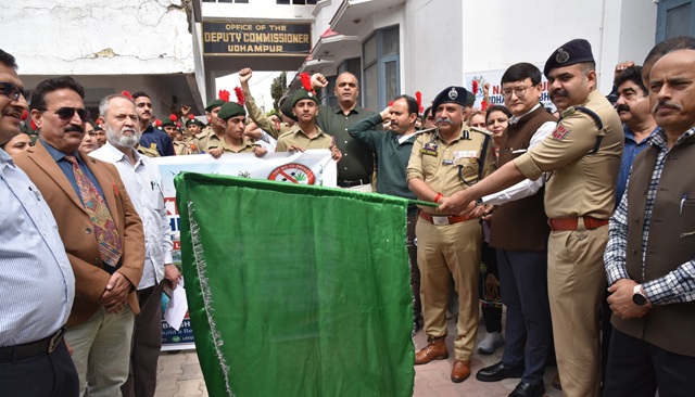 DIG UR,  DC & SSP Udhampur flag off Padyatra to promote drug-free society 