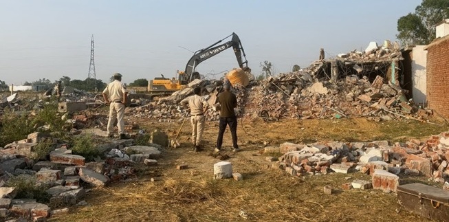 Under Dr Rakesh Minihas, DC Jammu, District administration demolishes four illegal shops on State land: More to follow