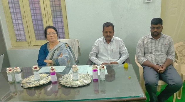 Telangana ACB arrests female Development Officer, Panchyat Officer & Secretary while accepting Rs 1.00 Lakh bribe