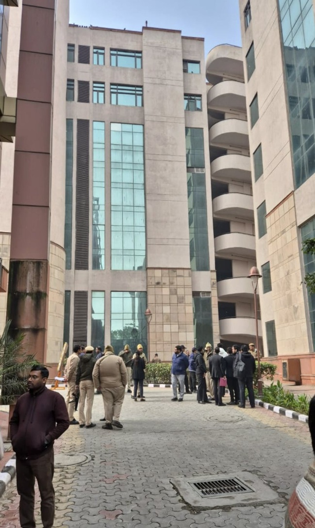 Disabled clerk dies by suicide after jumping from top floor of Court Complex due to work-related stress