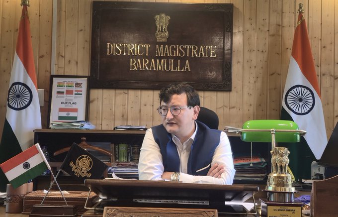 'DC Baramulla directs officers for strict enforcement of  NDPS Act'