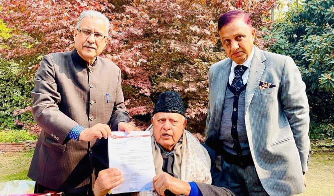 Farooq Abdullah orders Organizational reshuffle in J&K National Conference ; Showkat new Provincial President