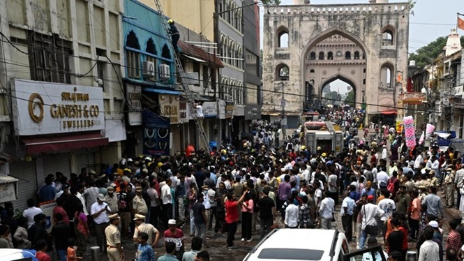 08 Children's, out of 17 dies in a fire incident: PM expresses anguish over loss of lives