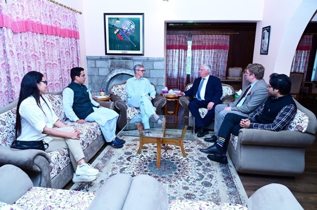 Delegation led by MP (Germany) meet Chief Minister J&K