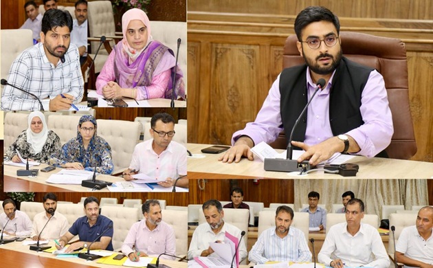 DC Srinagar directs to ensure transparent and time-bound execution of the approved projects 
