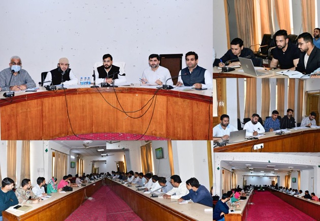 'DC Rajouri  stresses for transparency, timely payments, quality works'