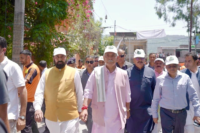 Padyatra covers all 20 Districts: LG  Manoj Sinha joins in Poonch