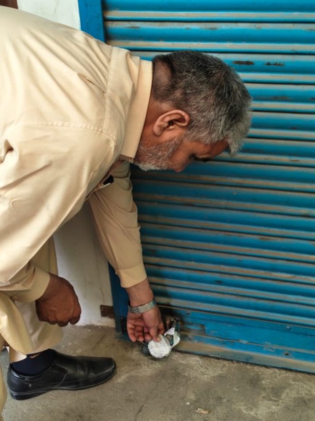 ' Sopore Police and Municipal Council seal a shop for violating tobacco sale restrictions near an educational institution and hospital '