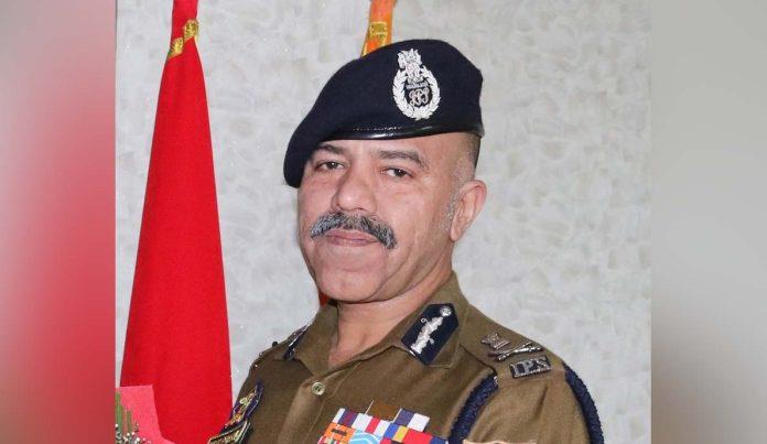 DGP J&K Nalin Prabhat visits Encounter Site in Kishtwar