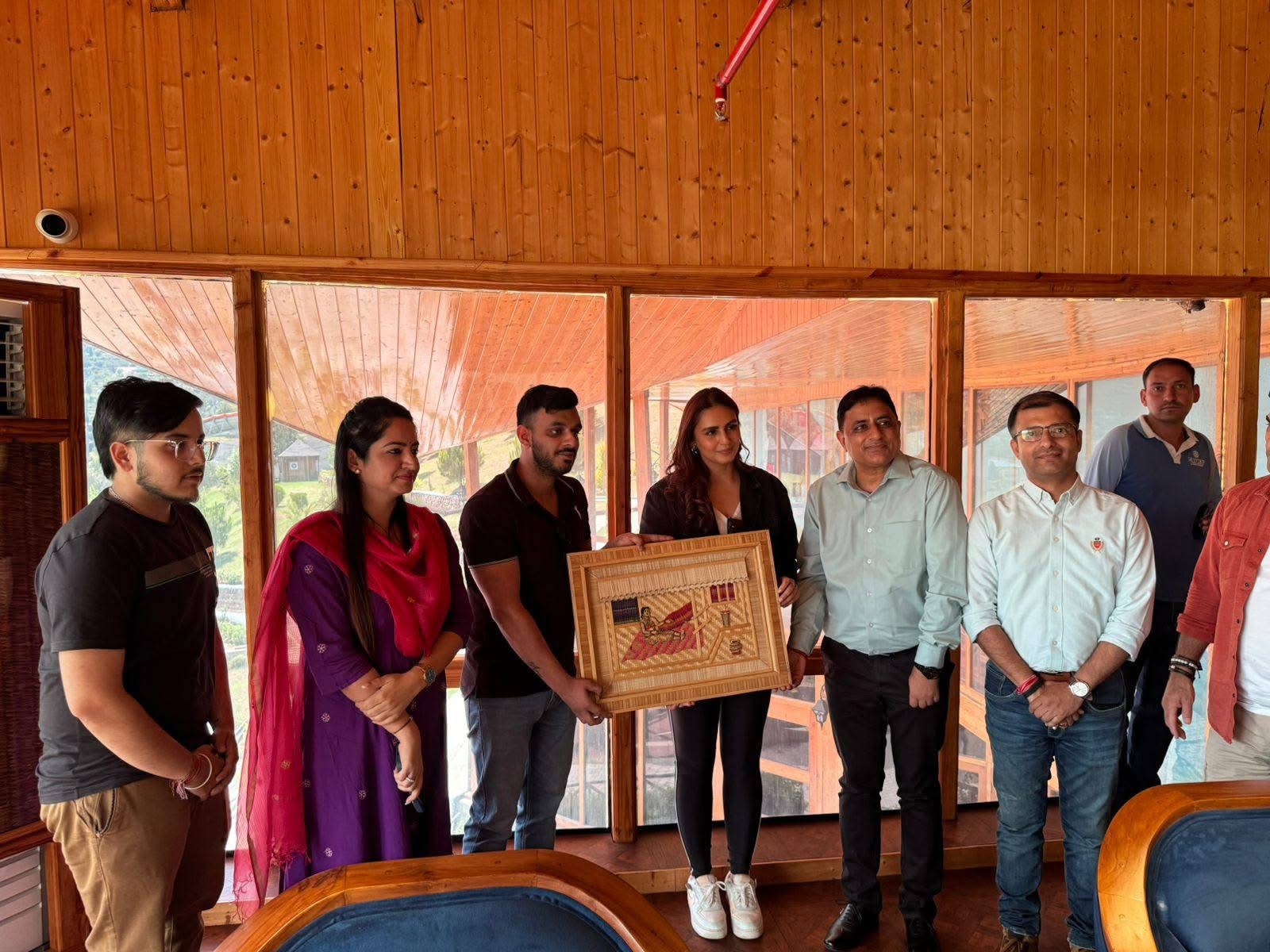 Huma Qureshi visits Patnitop to promote Tourism 
