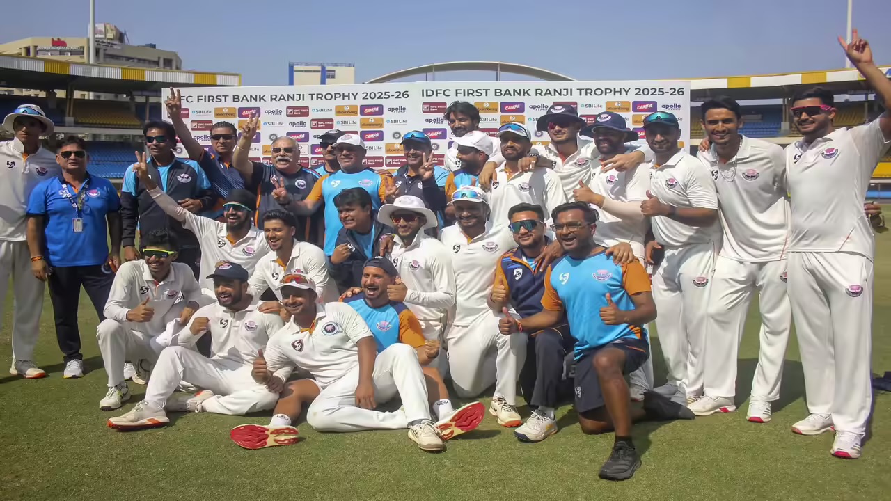 'J&K in sight of maiden Ranji Trophy final with only 83 needed to win'