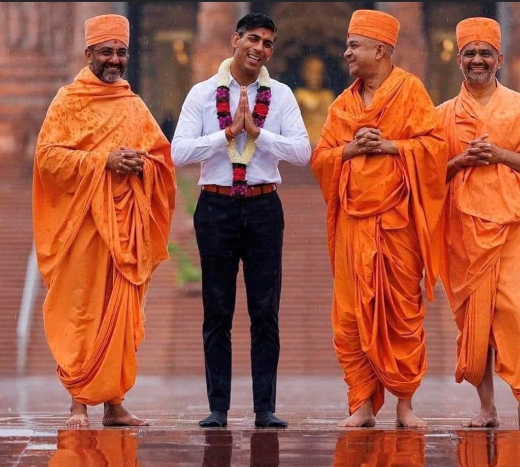 UK PM Rishi Sunak at Akshardham temple