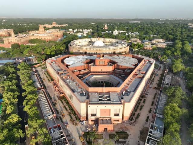 Lok Sabha passes Women's Reservation Bill granting 33% seats to women in LS & state legislative assemblies 