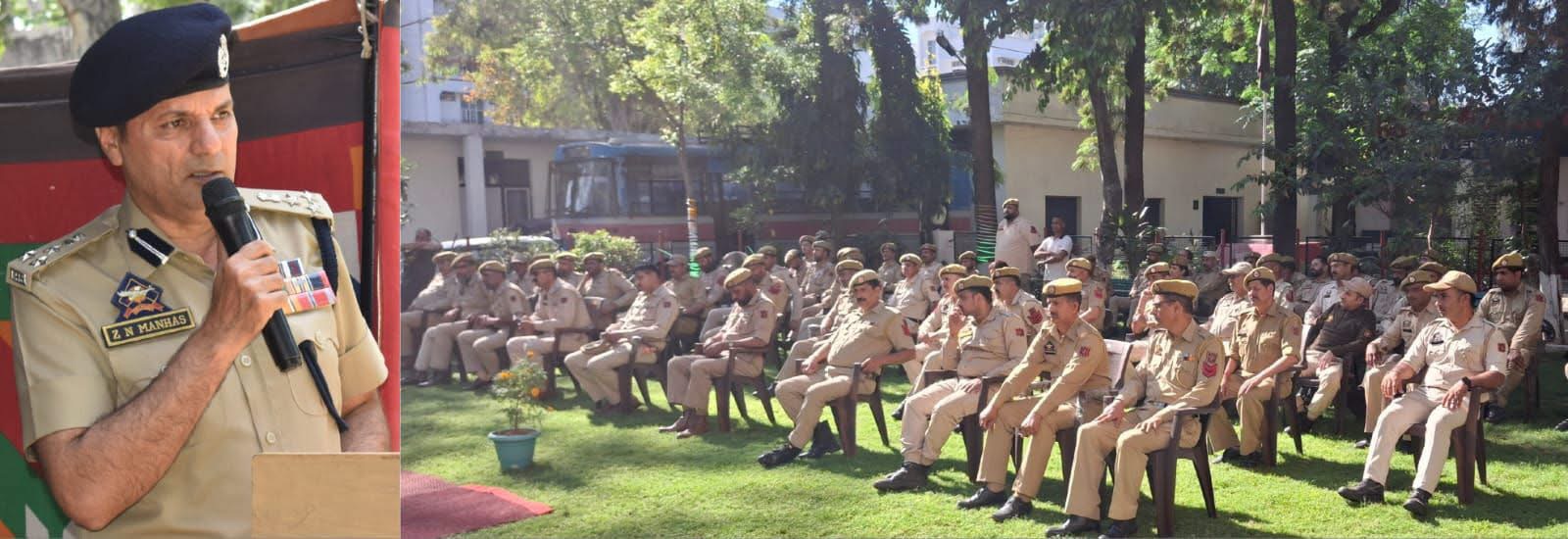 'DIG Zahid Manhas visits GRP Jammu'