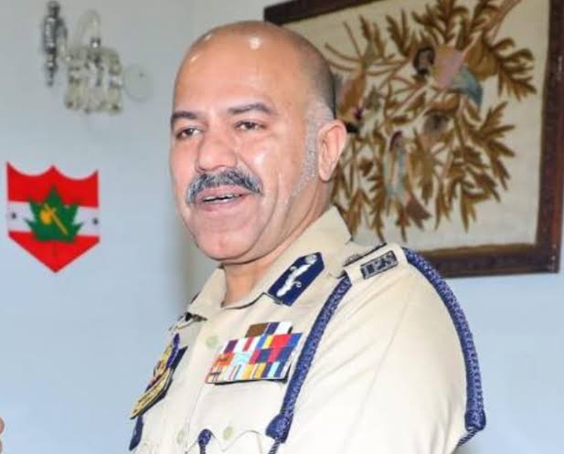 PHQ J&K  orders adjustment of 38 Police Inspectors 