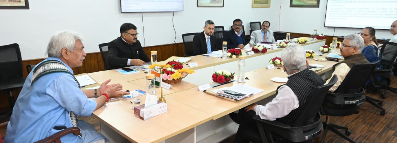 'LG Manoj Sinha chairs J&K Wildlife Board Meeting'