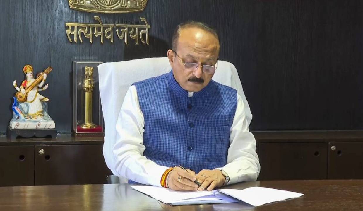 'Delhi Minister & ex J&K BJP Seh Prabhari Ashish Sood in action mode'