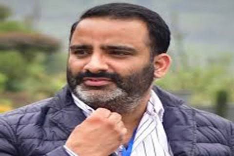 Salman Sagar criticizes Syed Aga Ruhullah for participating in protest ; Says CM Omar will resolve issues of Students