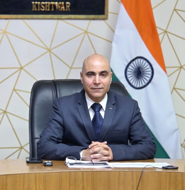 'DC Kishtwar in Action : strict directions to Engineers '