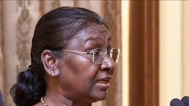 President Droupadi Murmu  condoles  loss of lives in J&K Accident 