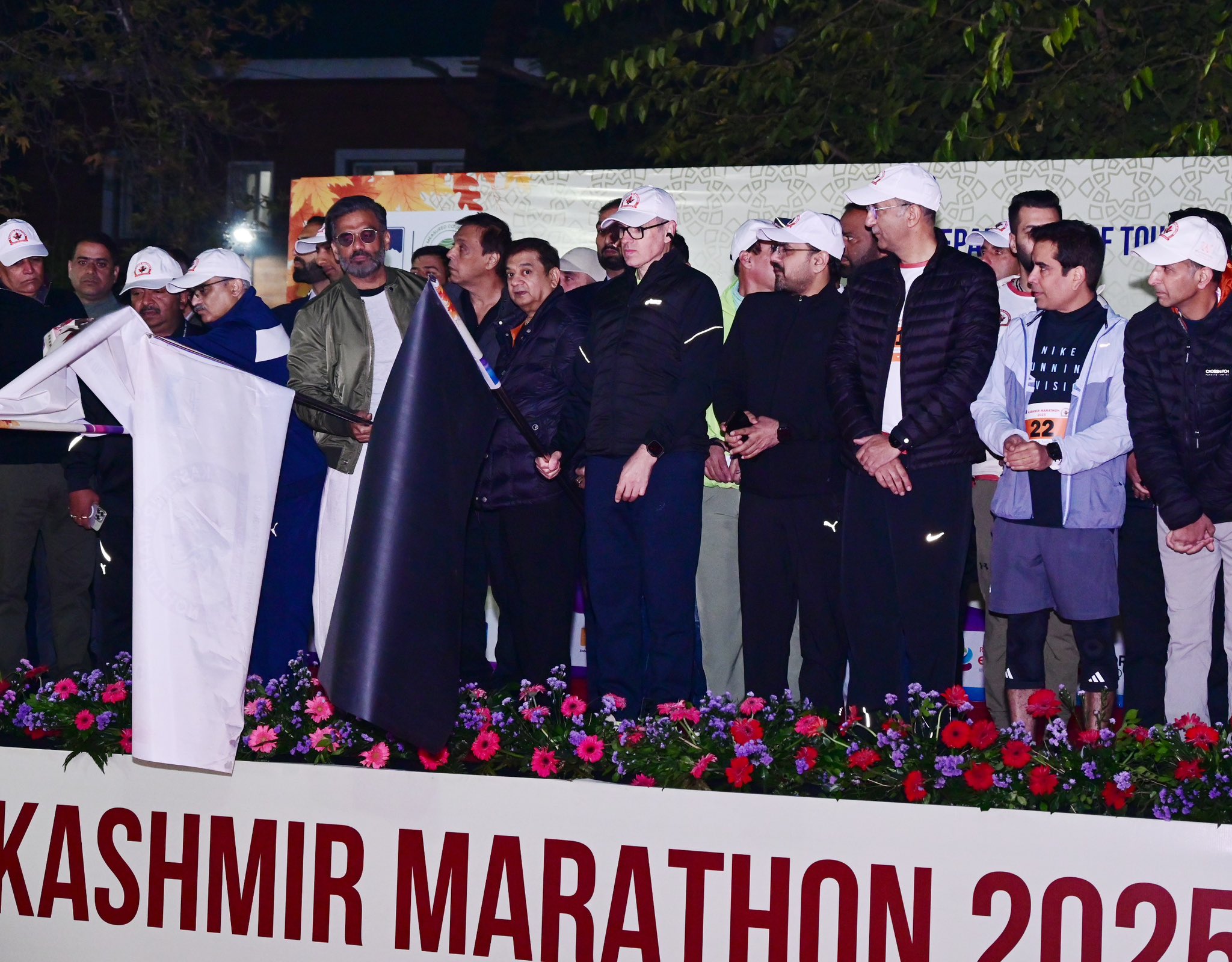 CM J&K flags off Kashmir Marathon-2025